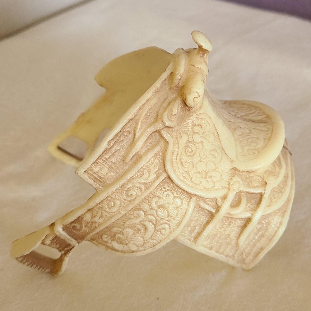 Breyer Slip On Saddle for Western Prancing Horse Prancer Mold 110 Variations